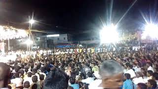 Thala vs thalapathy song response by fans