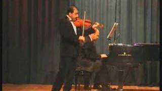 Rusen muzaffer plays Beethoven spring sonat 1.part.