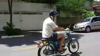 Andando de Yamaha F5B 1971