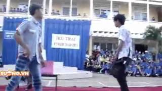 Không nhịn được cười - Hát nhép level bá đạo sinh viên