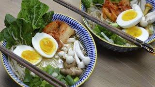 Einfaches Rezept für Ramen - japanische Nudelsuppe