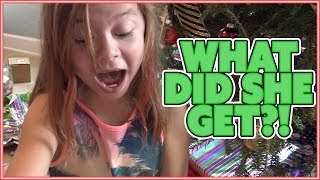 ?CHRISTMAS EVE SPECIAL ? SANTA IS HERE AND WE OPEN PRESENTS!! ??FAMILY VLOG | SMELLYBELLYTV