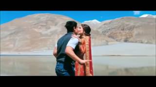 Amir khan kissing kareena kapoor forcely hot