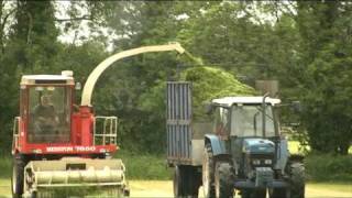 SILAGE MACHINE WORKING