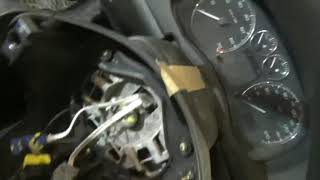 Как снять рулевое колесо.  Peugeot 307.