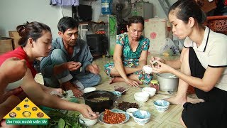 Cơm Trưa | Cá Rô Bí Kho Tiêu - Tép Sông Um Cuốn Rau Rừng - Canh Súp Nghêu | AT Người Miền Tây 14