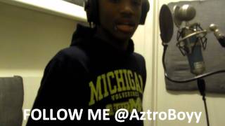 Zztro - The Motto Freestyle (Studio Performance)