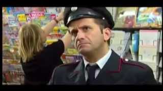Carabinieri e bandiera Italia - ridere barzelletta