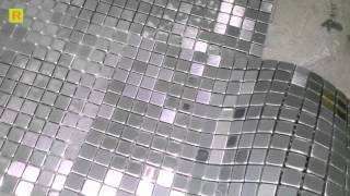 Как клеить мозаику кафель на подиуме душ кабины