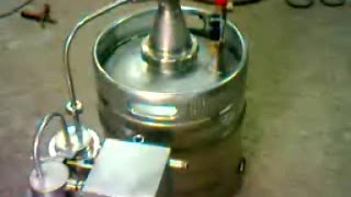 Самогонный аппарат из пивной кеги (ЭТО ПРОСТО БОМБА).