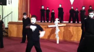 OLM - young people miming