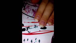 Nail art floreale anche per unghie corte