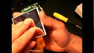 DIY LED Projector (3) Taking monitor apart.