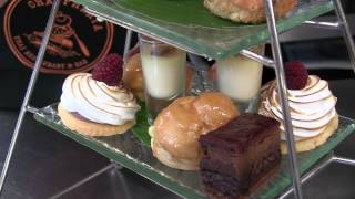 Watch Chaophraya construct their delicious Thai afternoon tea