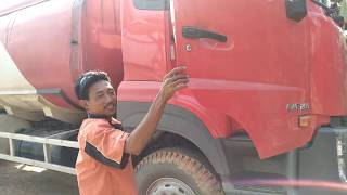 pengoprasian truck ud quester