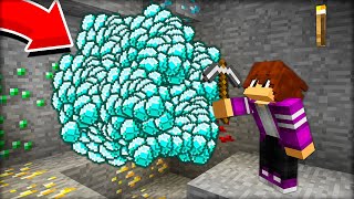 ТЕПЕРЬ МОЯ ДЕРЕВНЯ САМАЯ БОГАТАЯ в МАЙНКРАФТ 100% троллинг ловушка minecraft