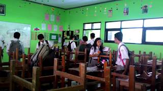 Catatan Akhir Sekolah XII IPA 1 SMAN 1 Bondowoso 2K17 (RIBOSOM SESAT)