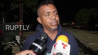 Mexico: Migrants attempt to board trains as caravan blocked in Veracruz state