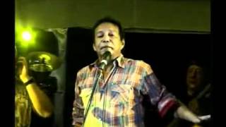 El Cacique le canta versos a Venezuela