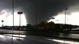 Tuscaloosa Tornado Touchdown 4-27-11 Extended Version