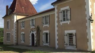 Chateau with 10 bedrooms, lakes, cottage and stable block - SW France