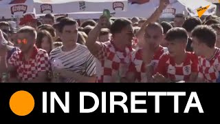Zagabria: tifosi si radunano per guardare il match Croazia-Spagna