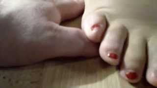 Hand and Finger crush - Barefoot