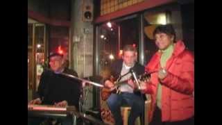Brenda Smith sings