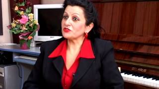 Ashugh Astghanushin hyur en ekel Ijevan TV-i ashxatakicner@