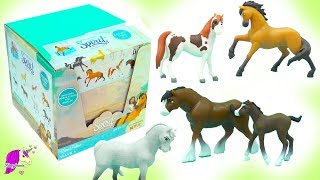 Dreamworks Spirit Riding Free Stallion Horse Surprise Blind Bags Full Box Unboxing