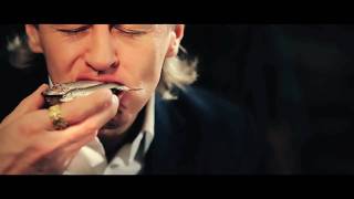 Исаев Сергей Реклама "Рояль и килька"