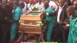 LES OBSEQUES DE L'ARTISTE SANS SOUCI MOKILI MOBIMBA  17