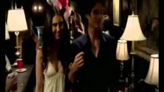 Elena et Damon - Anywere Else but Here