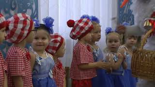Оркестр на новогоднем празднике 2019 в яслях. Муз.  рук.  Максюта Г.   В.