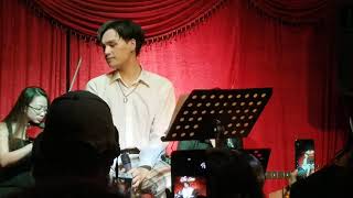 Canh Ba (acoustic version) - Nguyễn Trần Trung Quân | Live in Chợ Gạo Bar