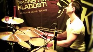 Kvazar - Gods (live@studio Headroom) - DEMOnstracija mladosti 2 w interwiev
