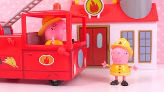 Peppa Pig Caserne Camion Pompiers Fire Station Playset Engine