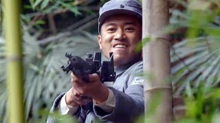 日軍向村子發起進攻，偵查後以為村子空無一人，卻沒想到已經進入共軍包圍圈！