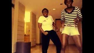 Teni and Funmi Bored Dancing to Kukere