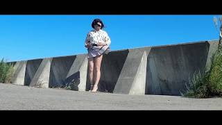 Crossdresser MARI Windy Skirt 強風ミニスカ