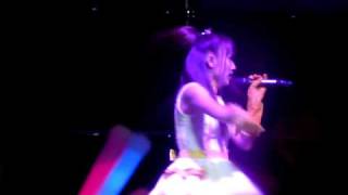 AKB48 @ Webster Hall - Nageki no Figure