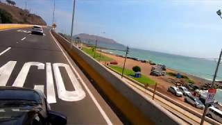 VOLANDO EN DRONE  4K -PERU MARAVILLOSO -  DRIVING LIMA - COSTA VERDE , ACANTILADOS Y PLAYA