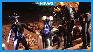 Vier jongens uit Thaise grot gered