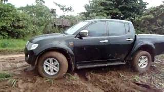 l200 triton no barro