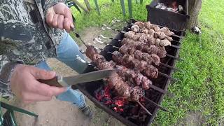 Как разделать, замариновать, приготовить шашлык из баранины.