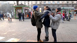 Как Поднять Девушку ? Проверка Силы | Prank | СоциУМ TV