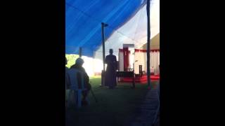Mons. Williamson responde a unas preguntas sobre la crisis.