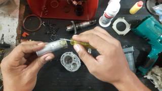 HR2460 ROTOMARTILLO makita armado y engrasado