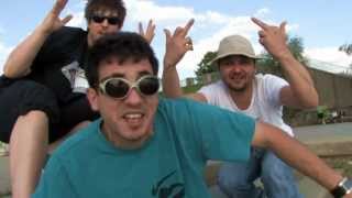 Scoddy Flippin feat. R.A.S. - RAUS
