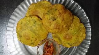 ||  Quick and Easy  Fresh  Mutter ( Green Peas )  ki  Poori  ||  Hindi Recipe ||